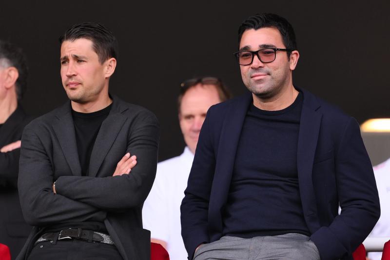 Barcelona director Deco met with La Liga superstar’s camp to discuss summer move